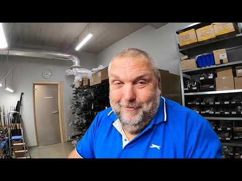 Видео: Как приклеить кольцо к удилищу,  чем смазывать катушку,  как убрать сетки из озера - всё тут. Но54