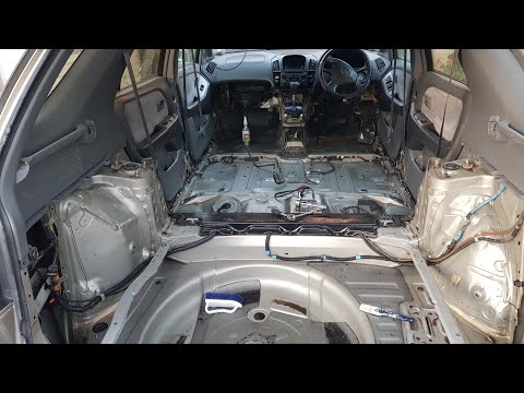 Видео: Не мыли 20 лет, химчистка с разбором салона Toyota Harrier