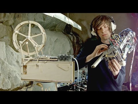 Видео: Music Box & Modulin - 2 новых музыкальных инструмента  ("All Was Well" by Wintergatan)