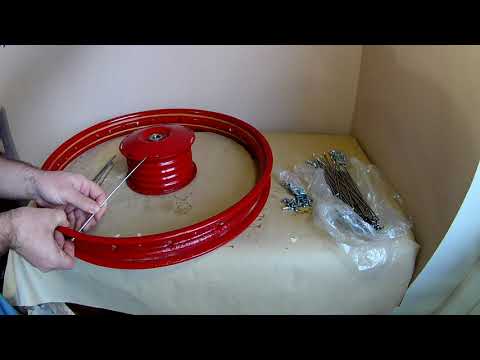 Видео: Реставрация колеса минск. Выровнять колесо мотоцикла или убираем восьмерку. Натяжка спиц. Часть 2