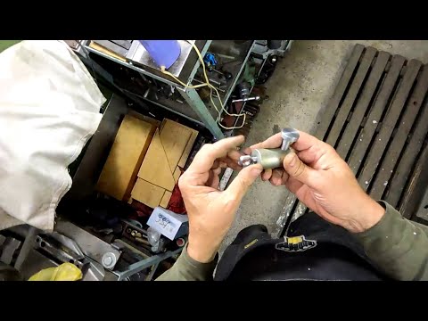 Видео: Разминка старого токаря или краткосрочное возвращение в мастерскую.