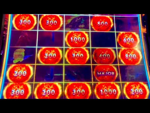 Видео: УСПЕШНЫЙ ПРОБЕГ НА ULTIMATE FIRE LINK #slotman #casino #firelink