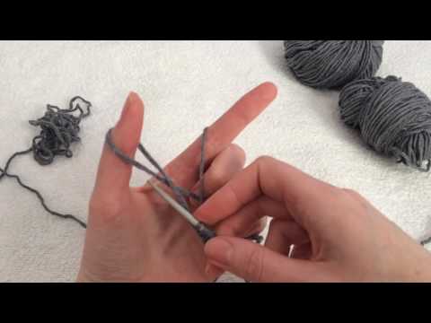 Видео: Набор петель на круговые спицы