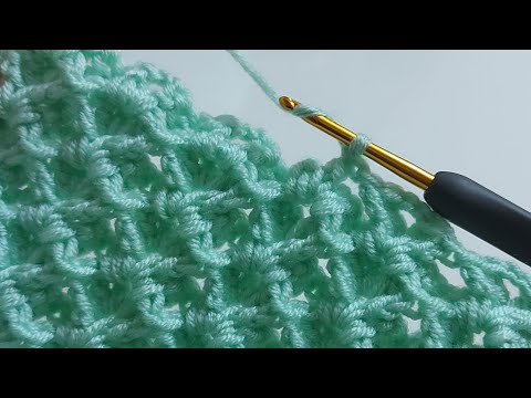 Видео: Супер легкая выкройка детского одеяла крючком для начинающих / Trends Crochet blanket knitting