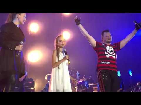 Видео: Саша Горшенева и Княzz. CKK 19.07.2018 Девушка и граф