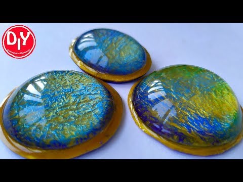 Видео: Кабошоны из эпоксидной смолы.  Необычный эффект с упаковочной пленкой.