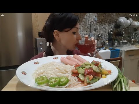 Видео: MUKBANG🍜🥗Дружба/Булинг/Ответы на ❓❓❓Мукбанг Не Асмр