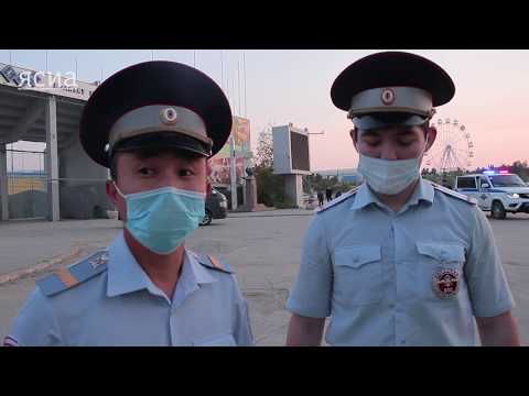 Видео: Задержание пьяного автоугонщика и ночной рейд Госавтоинспекции республики в Якутске. Репортаж ЯСИА.
