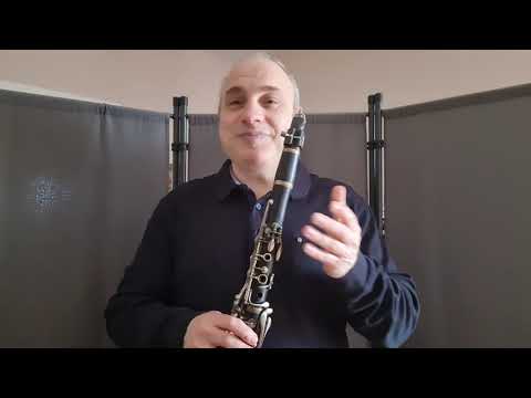 Видео: Как играть на Кларнете Melodie in F A. Rubinstein урок 6