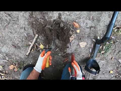 Видео: XP Deus 2 HF2 в автокемпинге в крайне плачевном состоянии.