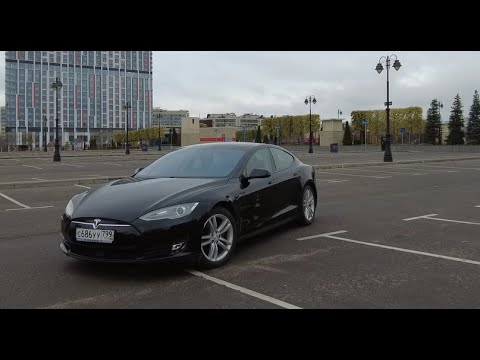 Видео: Tesla model s 2015 года, стоит брать? Плюсы и минусы...