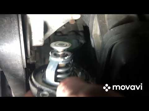 Видео: Замена термостата Mazda6 gh