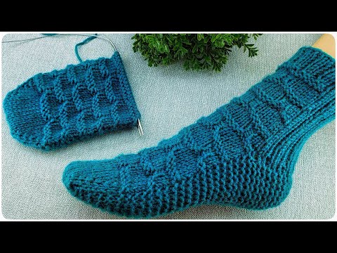 Видео: 👌ЯРКИЕ И НАРЯДНЫЕ носки спицами!!!💥МК ДЛЯ НАЧИНАЮЩИХ