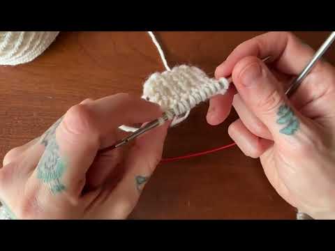 Видео: Комбинированное вязание: вязать плоскую английскую вязку
