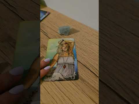 Видео: Какво ще донесе Свети Валентин на всяка зодия? 💖🍷🎁