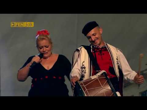 Видео: АНА-МАРИЯ И ЗЛАТИ ПЕТРОВ - Заспала е Калинка (live)/ ANA-MARIA & ZLATI PETROV - Zaspala e Kalinka