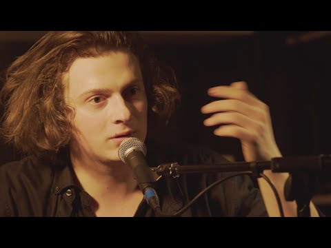 Видео: Бонд с кнопкой — Декаданс