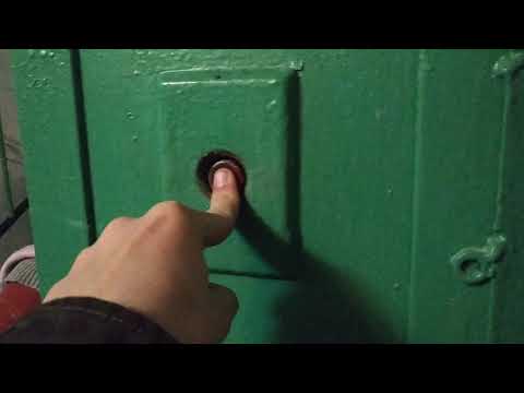 Видео: Лифт сломался во время съёмки.