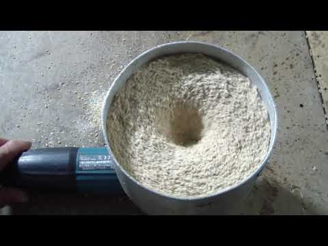 Видео: КРУТАЯ ЗЕРНОДРОБИЛКА ИЗ БОЛГАРКИ|A COOL GRAIN CRUSHER FROM THE GRINDER