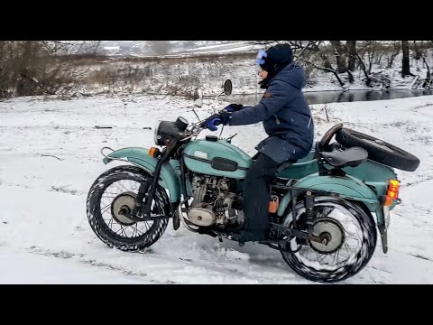 Видео: Зимняя покатушка на мотоцикле Урал