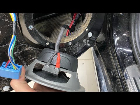 Видео: Установка автозвука от А до Я Аудиосистема в Mitsubishi Outlander / Мицубиси Оутландер