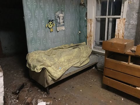 Видео: Ночь. Мертвая деревня. Крутые находки.
