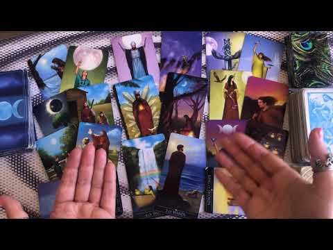 Видео: Совместимость Овен женщина и Водолей мужчина 2020-2025 год