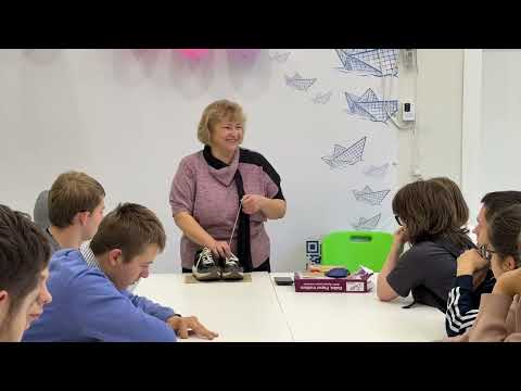 Видео: Как проходят занятия в подростковом клубе! 