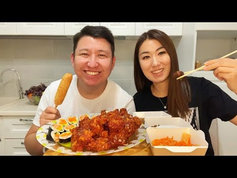 Видео: Мукбанг с ПОДПИСЧИЦЕЙ Корейская кухня Курочка 🍗 в соусе Яннём Корн Дог Кимпаб не АСМР