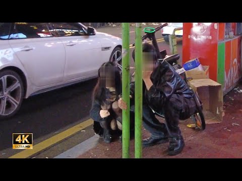 Видео: ［Hongdae 4K］Seoul Night Walk!! ~ Погода становится теплее, поэтому атмосфера действительно приятная!