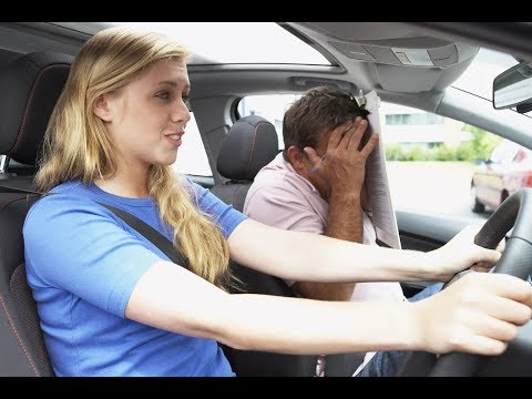 Видео: СТАНДАРТНЫЙ НАБОР ОШИБОК НА ЭКЗАМЕНЕ В ГАИ