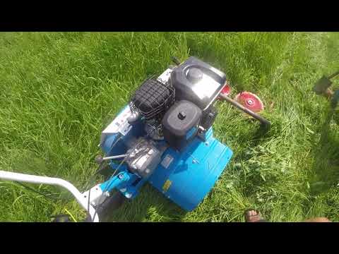 Видео: Полевые испытания косилки Заря на мотоблоке Нева