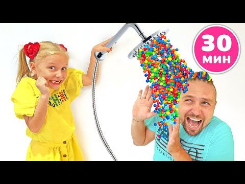 Видео: Алиса и Ева играют с папой и поедают мороженное и конфеты