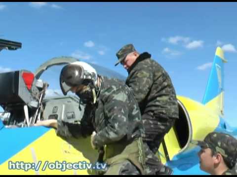 Видео: Полеты курсантов в Чугуеве