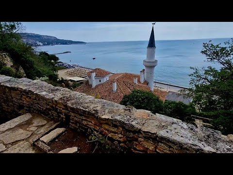 Видео: Болгария. Балчик. Дворец "Тихое гнездо". Что есть на территории? Кто такая Мария Эдинбургская?