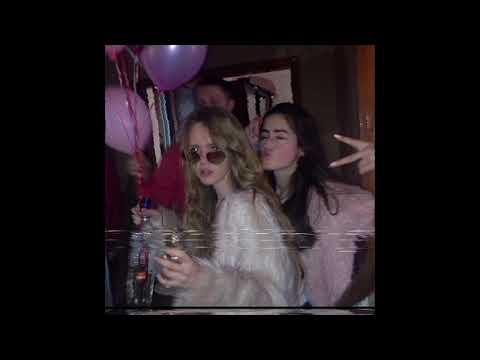 Видео: Даня Милохин & Николай Басков -  Дико тусим (slowed down / text)