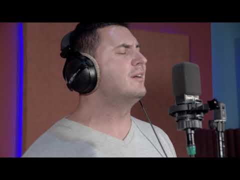 Видео: Заплакала е величка/Zaplakala e Velichka [HD]