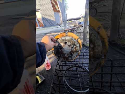 Видео: кратко о гидромоторе poclain hydraulics  или почему не едет каток