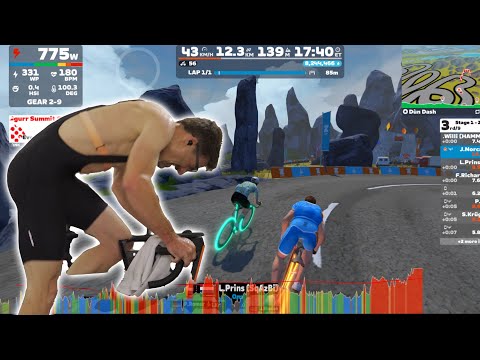 Видео: Копаем ГЛУБОКО.. Моя первая гонка Zwift за 4 месяца