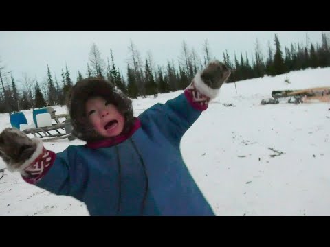 Видео: Как перейти море по льду, очистив душу и технику | Ясавэй. Кочевник XXI века