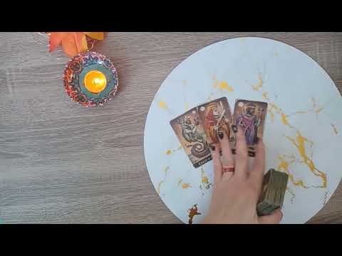 Видео: В кой момент се е влюбил във вас?