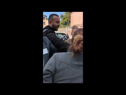 Видео: Репортер на „Красив Добрич“ нападнат по време на избори от Методи Петков от ДПСНН и неговите синове