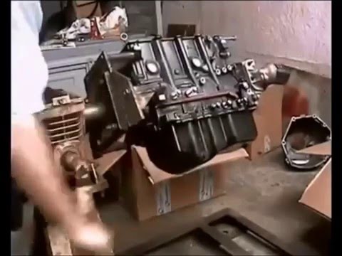 Видео: Сборка и разборка двигателя Chrysler DOHC 2,4L