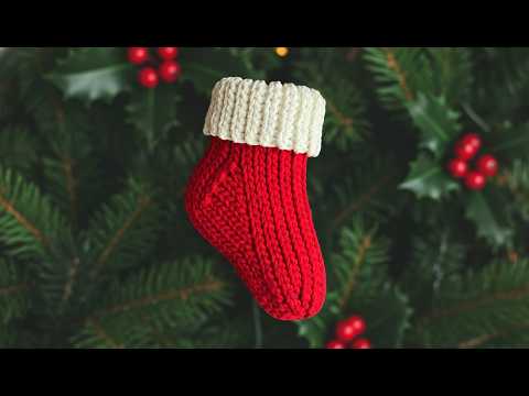 Видео: 😍 ВЫ ГОТОВЫ? Вяжем крючком Идеальный новогодний носок из трикотажной пряжи