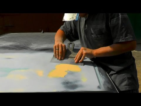 Видео: Как зашпатлевать крышу и капот. Большая плоскость. AUDI 100