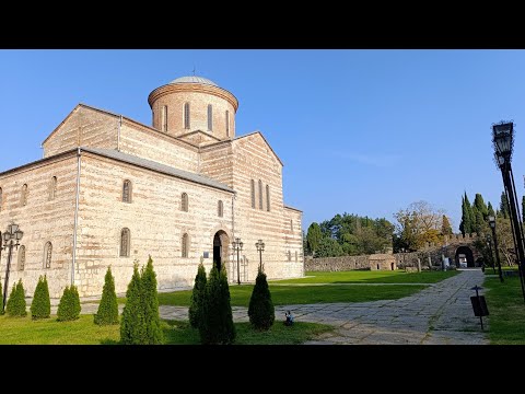 Видео: 23) Нас зиму в Абхазию-4. Историко-архитектурный заповедник «Великий Питиунт»
