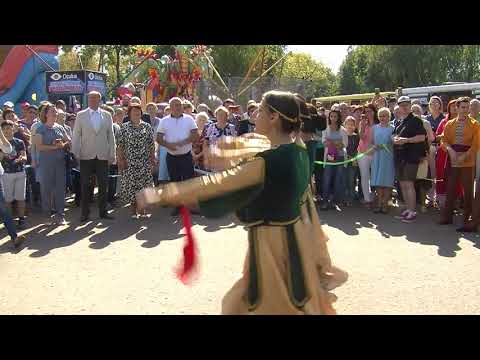 Видео: Гости Дня города знакомятся с праздником