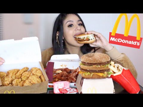 Видео: Макдоналдс Мукбанг! (Биг Мак, жареные наггетсы в медово-барбекю-глазури, Макчикен, 20 наггетсов, ...