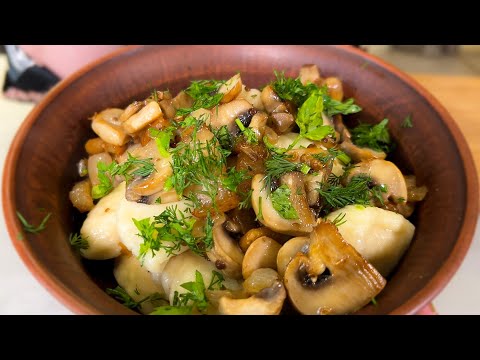 Видео: ГАЛУШКИ ЗІ ШКВАРКАМИ ТА ПЕЧЕРИЦЯМИ 🔥 ДУЖЕ СМАЧНИЙ РЕЦЕПТ