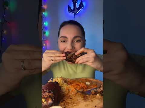 Видео: Свиные ножки 🤤#asmrmukgbang #mukbang #foodlover #еда #food #asmr 